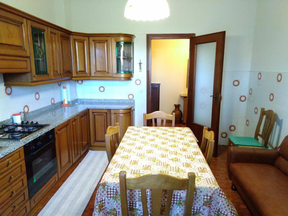 Domanda Apartment Calosso Ngoại thất bức ảnh